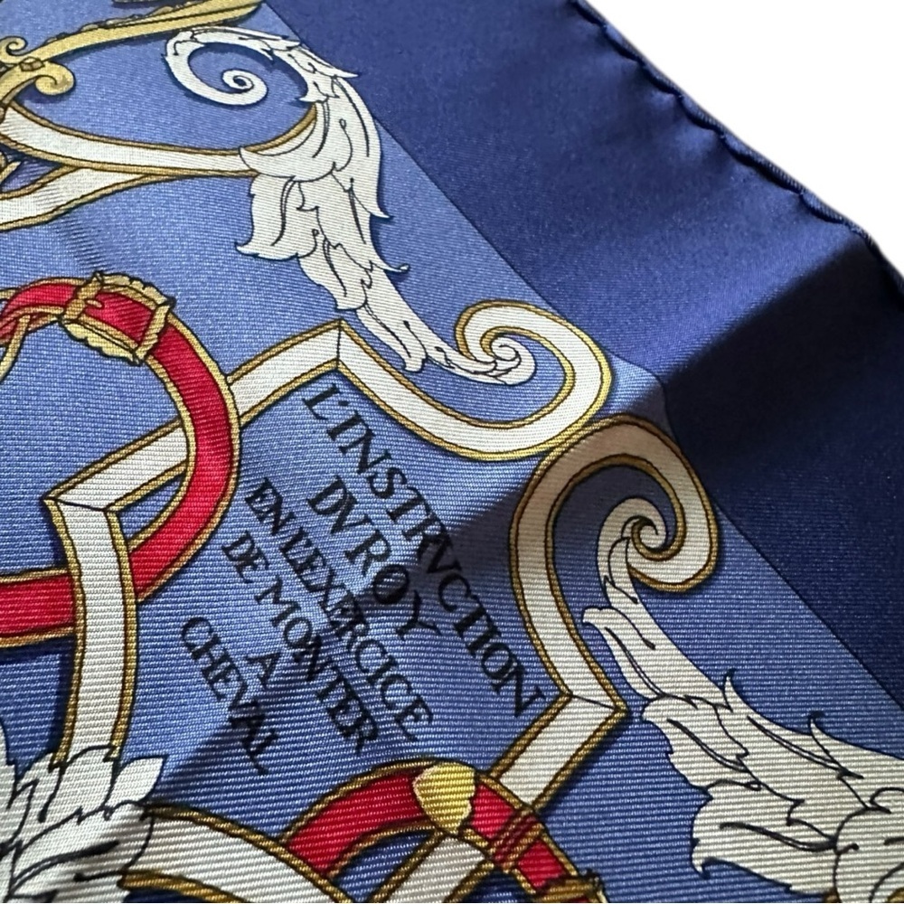 Hermès Classic Blue 100% Silk Bandana Scarf 17x17 “L’Instrvction Dv Roy” CLEAN - Picture 3 of 9